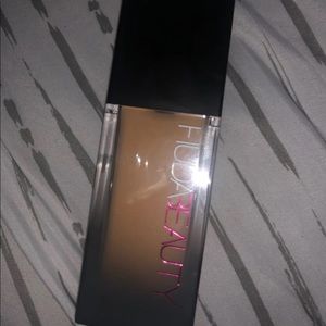 Huda Beauty Foundation